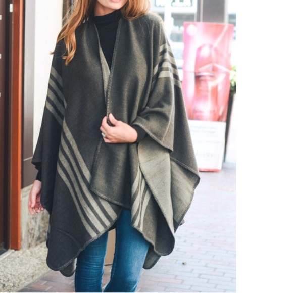 Gray Striped Reversible Ruana - Picture 3 of 7